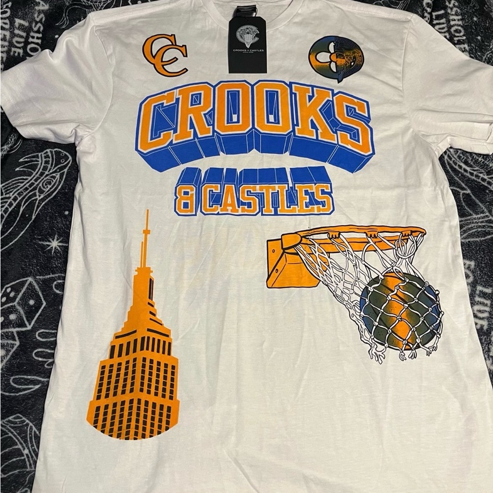 Crooks and castles New York City tee